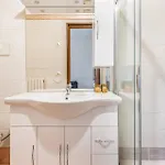 Navigli Via Pavia 4 Pax -wifi Daire *