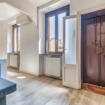 Navigli Via Pavia 4 Pax -wifi Milan